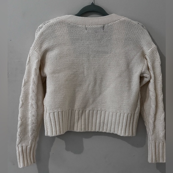 Kendall + Kylie Cropped Cardigan and Top - Picture 4 of 5